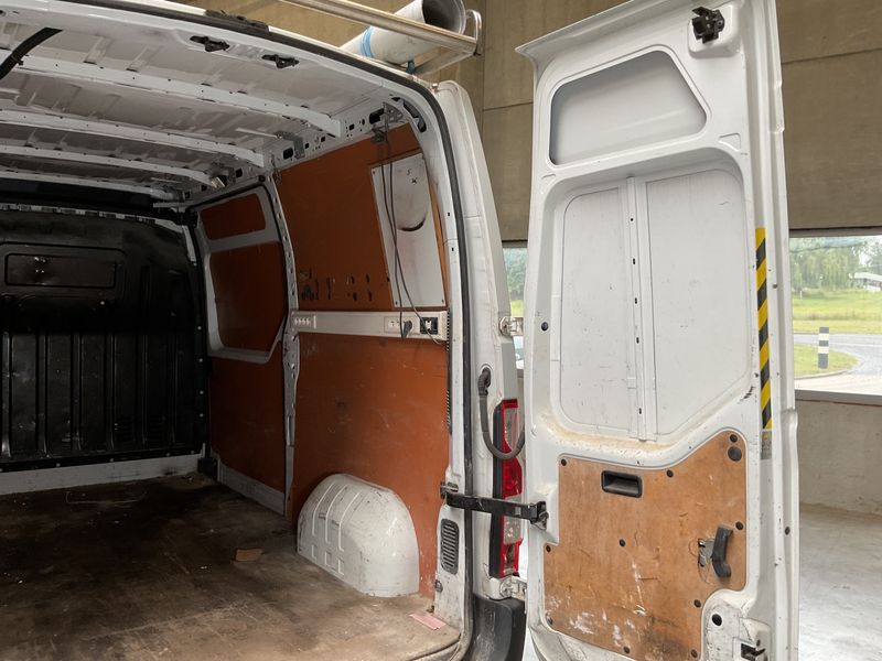 Nissan NV400 2.3 dCi L2H2 3,3t PRO 2016 – снимка 37