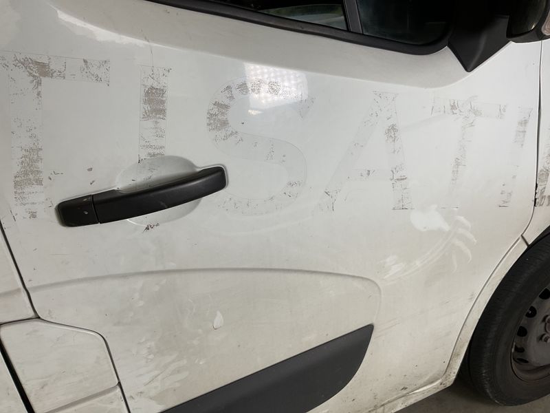 Nissan NV400 2.3 dCi L2H2 3,3t PRO 2016 – снимка 27