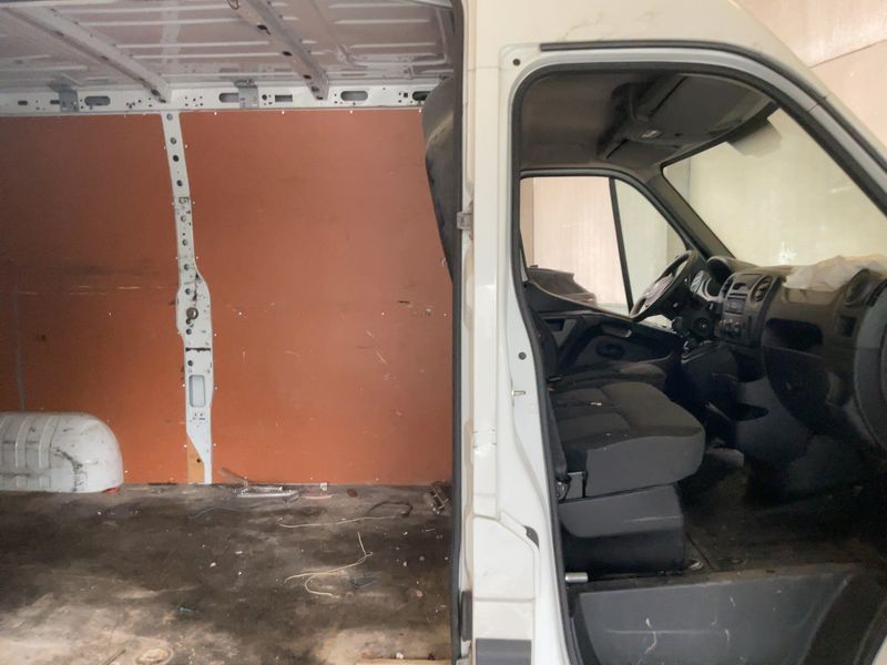 Nissan NV400 2.3 dCi L2H2 3,3t PRO 2016 – снимка 19