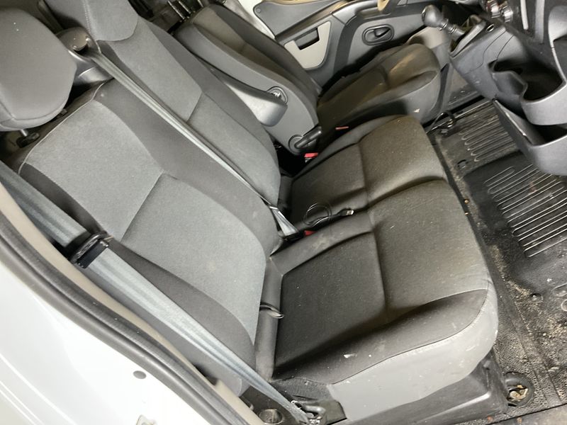 Nissan NV400 2.3 dCi L2H2 3,3t PRO 2016 – снимка 33