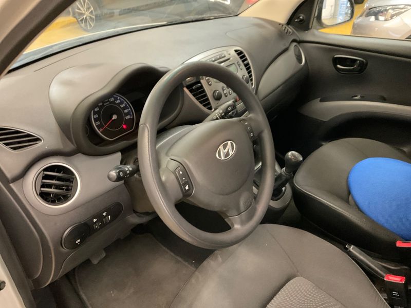 Hyundai i10 1.2 Pack Inventive 2012 – снимка 23
