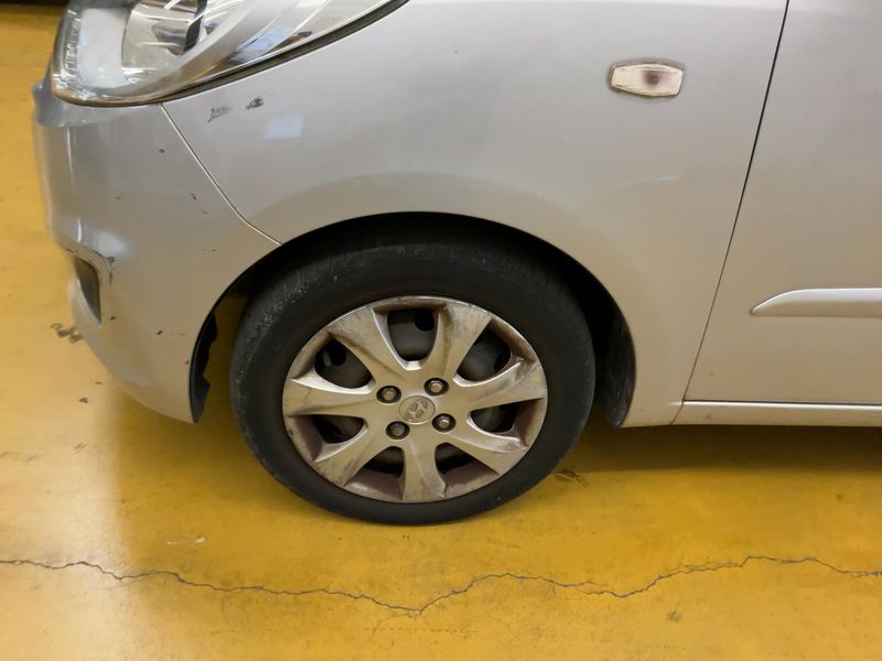 Hyundai i10 1.2 Pack Inventive 2012 – снимка 3