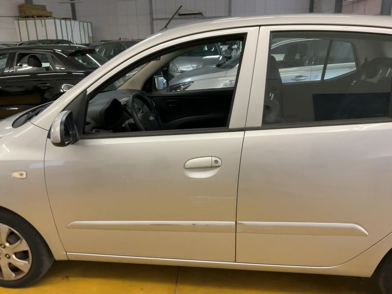 Hyundai i10 1.2 Pack Inventive 2012 – снимка 4