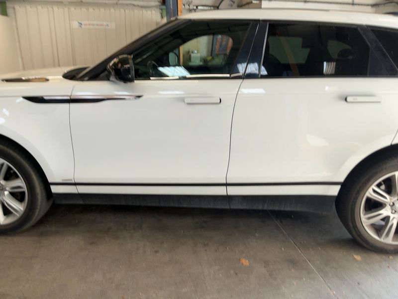 Land Rover Range Rover Velar 2.0 Diesel SE R-Dynamic 2019 – снимка 4
