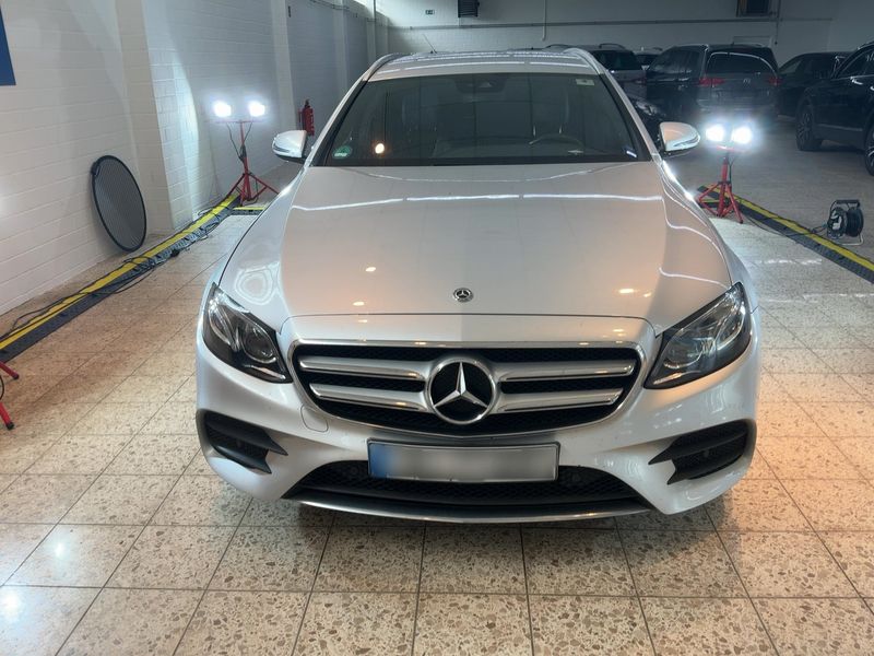 Mercedes-Benz E-Klasse E 220 d AMG Line 2017 – снимка 14