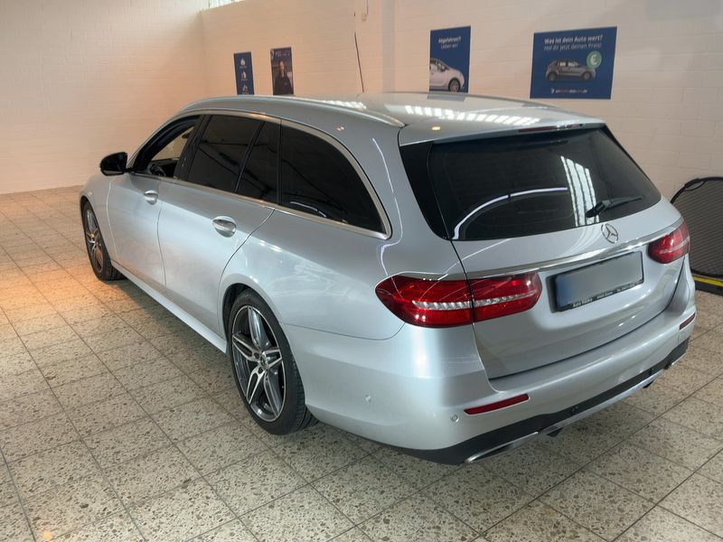 Mercedes-Benz E-Klasse E 220 d AMG Line 2017 – снимка 6