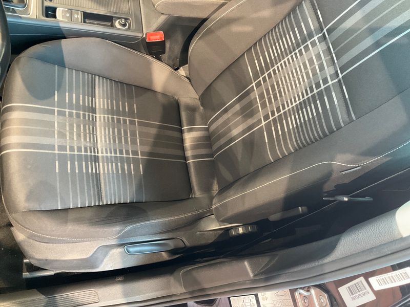 Volkswagen Golf VII 1.4 TSI Lounge BlueMotion Tech 2015 – снимка 25