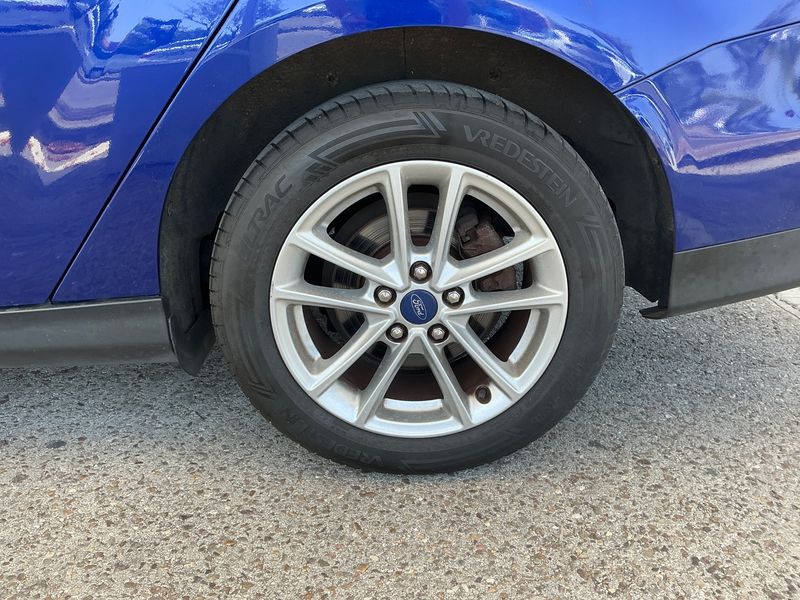 Ford Focus 1.5 TDCi Business 2016 – снимка 5