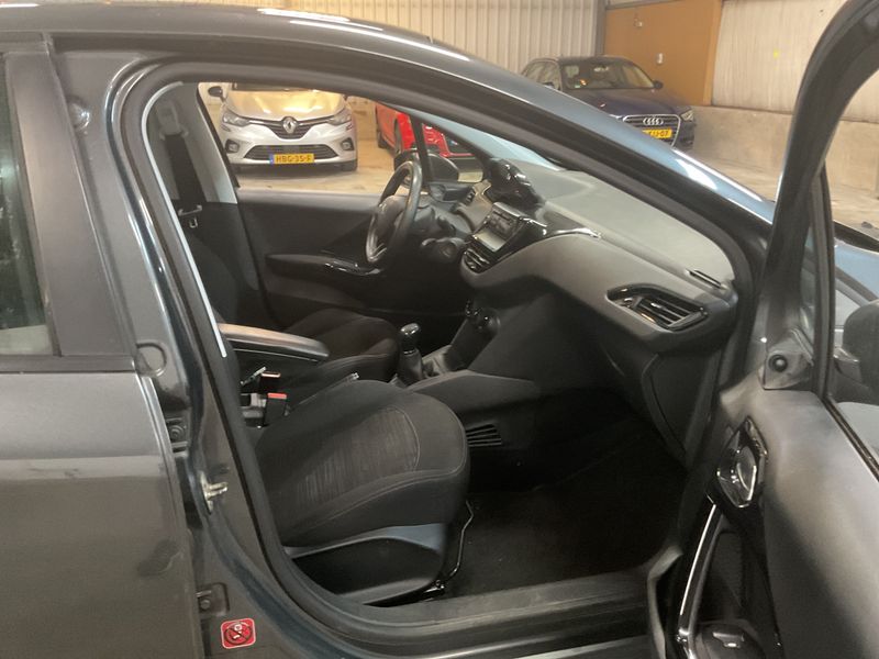 Peugeot 208 1.0 VTi Access 2013 – снимка 3