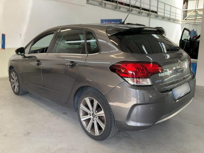 Citroen C4 2.0 Blue-HDi Shine 2016 – снимка на щета