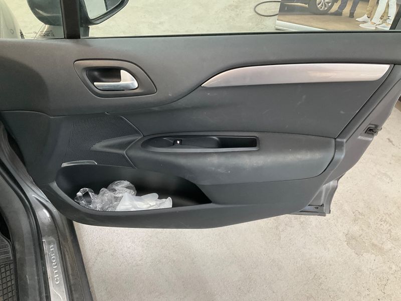 Citroen C4 2.0 Blue-HDi Shine 2016 – снимка на щета