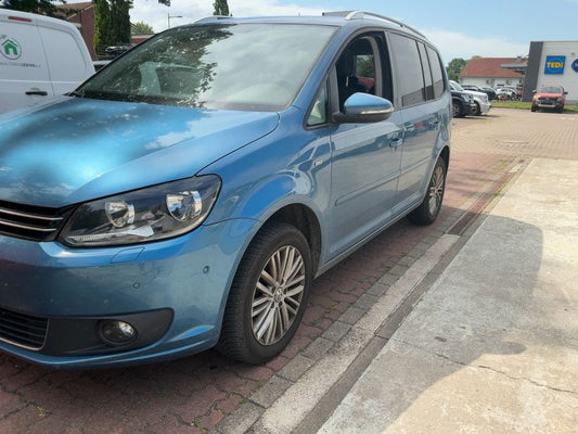 Volkswagen Touran 1.6 TDI Cup BlueMotion Tech 2014 – снимка 2
