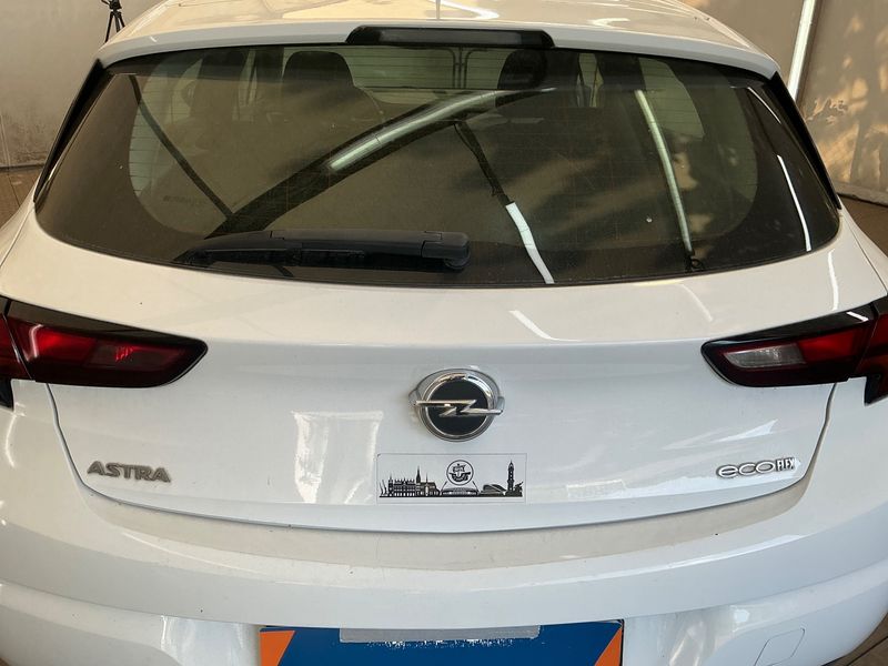 Opel Astra 1.0 Turbo Selection Start/Stop 2015 – снимка 31