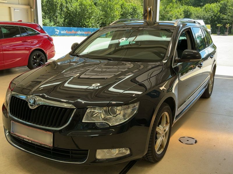 Skoda Superb 2.0 TDI Elegance 2012 – снимка 1