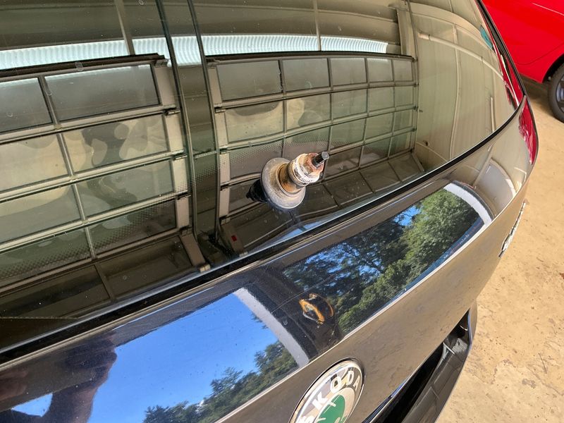 Skoda Superb 2.0 TDI Elegance 2012 – снимка 36