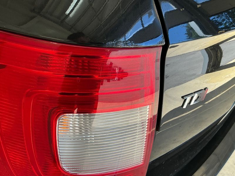 Skoda Superb 2.0 TDI Elegance 2012 – снимка 33