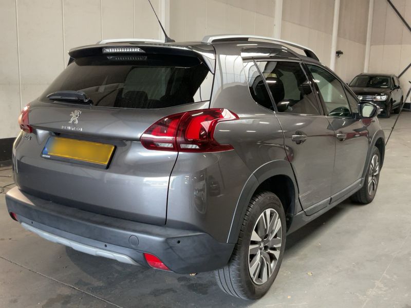 Peugeot 2008 1.2 PureTech Allure 2018 – снимка 8