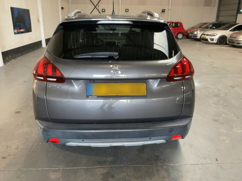 Peugeot 2008 1.2 PureTech Allure 2018 – снимка 7