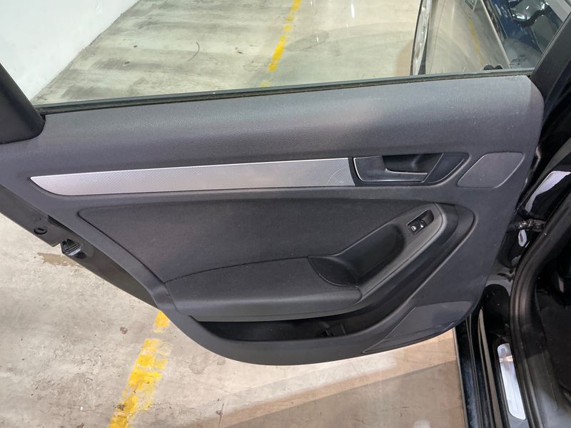 Audi A4 2.0 TDI Ambition 2011 – снимка 28