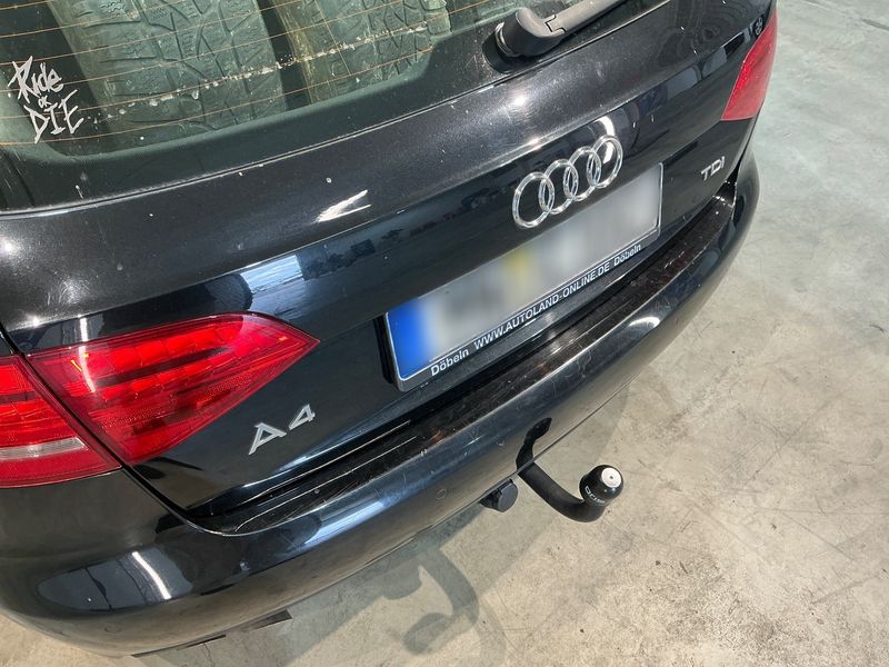 Audi A4 2.0 TDI Ambition 2011 – снимка 38