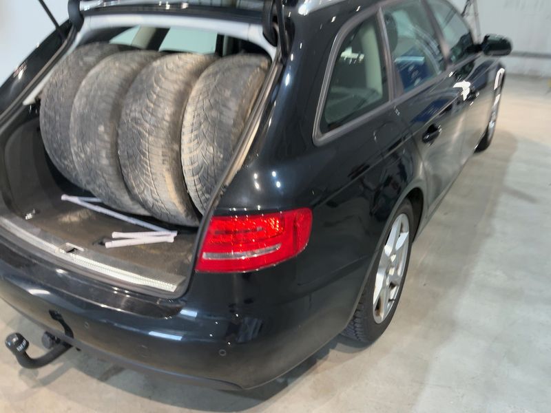 Audi A4 2.0 TDI Ambition 2011 – снимка 6