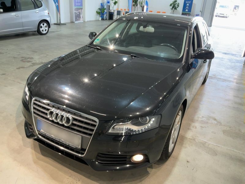 Audi A4 2.0 TDI Ambition 2011