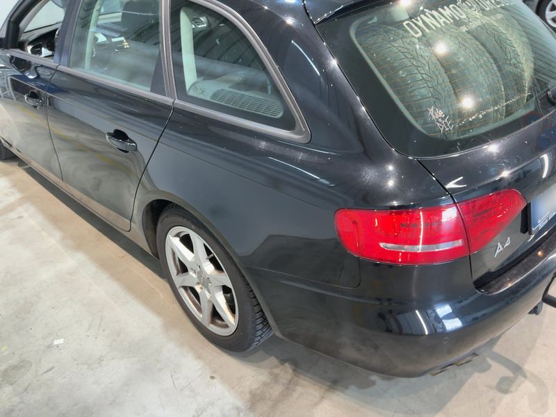 Audi A4 2.0 TDI Ambition 2011 – снимка 3