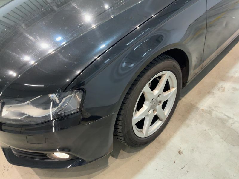 Audi A4 2.0 TDI Ambition 2011 – снимка 2