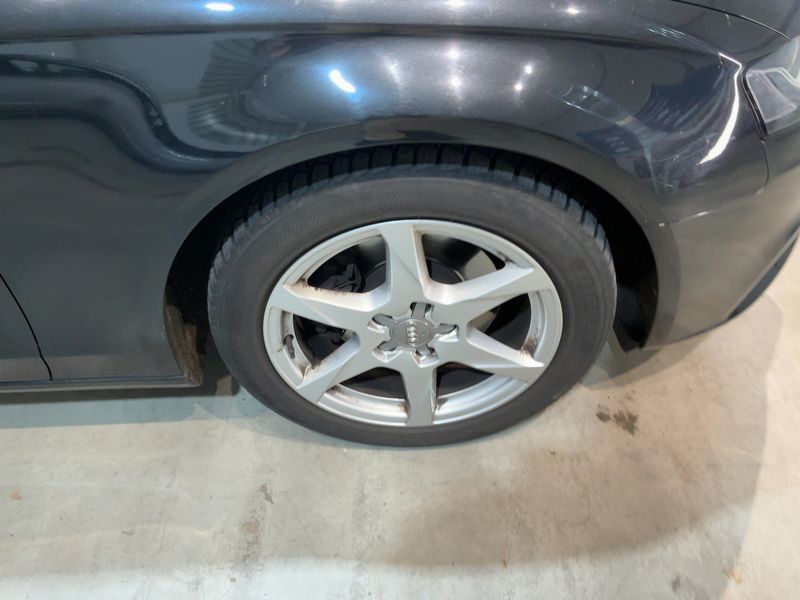 Audi A4 2.0 TDI Ambition 2011 – снимка 19