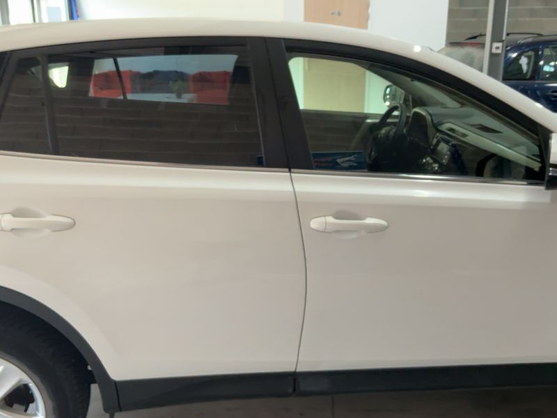 Toyota RAV 4 2.0 D-4D Life 2014 – снимка 10