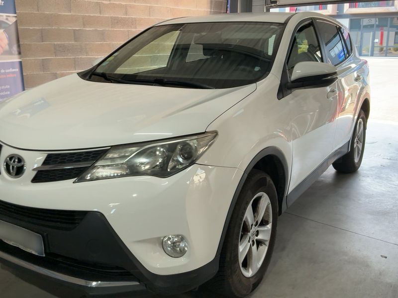 Toyota RAV 4 2.0 D-4D Life 2014 – снимка 2