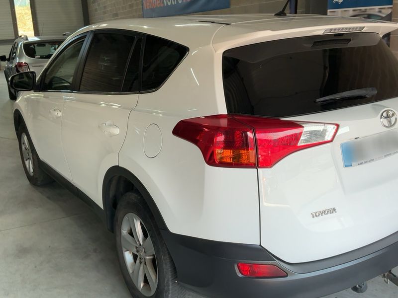 Toyota RAV 4 2.0 D-4D Life 2014 – снимка 6