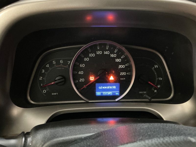 Toyota RAV 4 2.0 D-4D Life 2014 – снимка 18