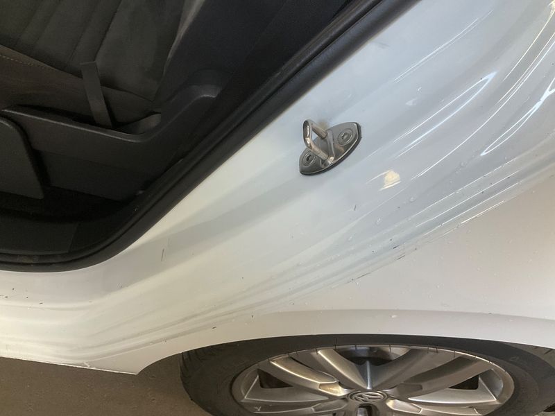Volkswagen Touran 2.0 TDI Highline BlueMotion Tech 2019 – снимка 46