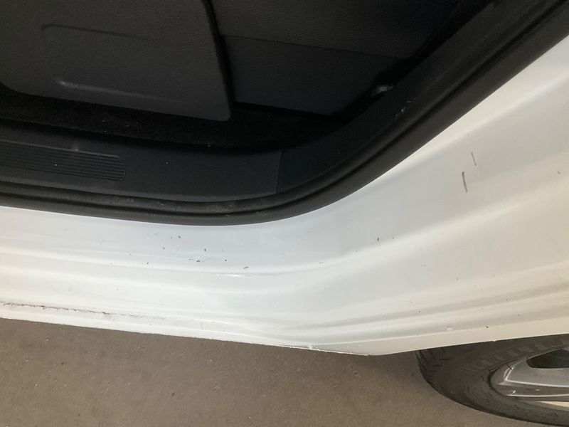 Volkswagen Touran 2.0 TDI Highline BlueMotion Tech 2019 – снимка 47