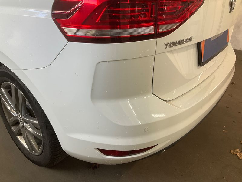 Volkswagen Touran 2.0 TDI Highline BlueMotion Tech 2019 – снимка 59