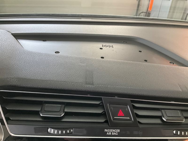 Volkswagen Touran 2.0 TDI Highline BlueMotion Tech 2019 – снимка 35
