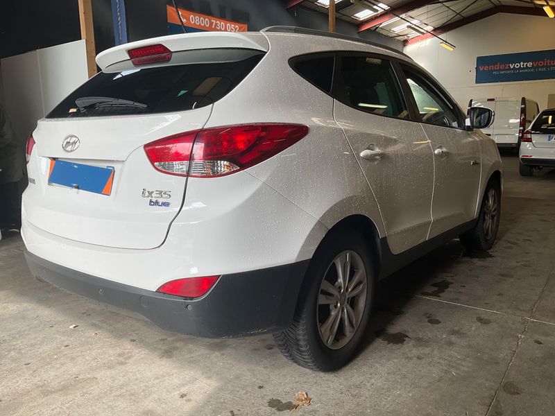 Hyundai ix35 1.7 CRDi Premium 2WD 2013 – снимка 2