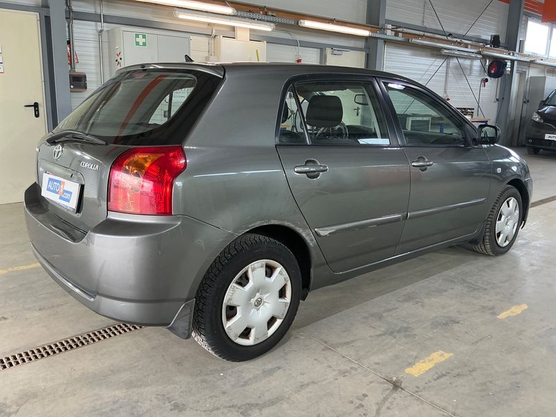 Toyota Corolla 1.4 Compact Luna 2005 – снимка 2