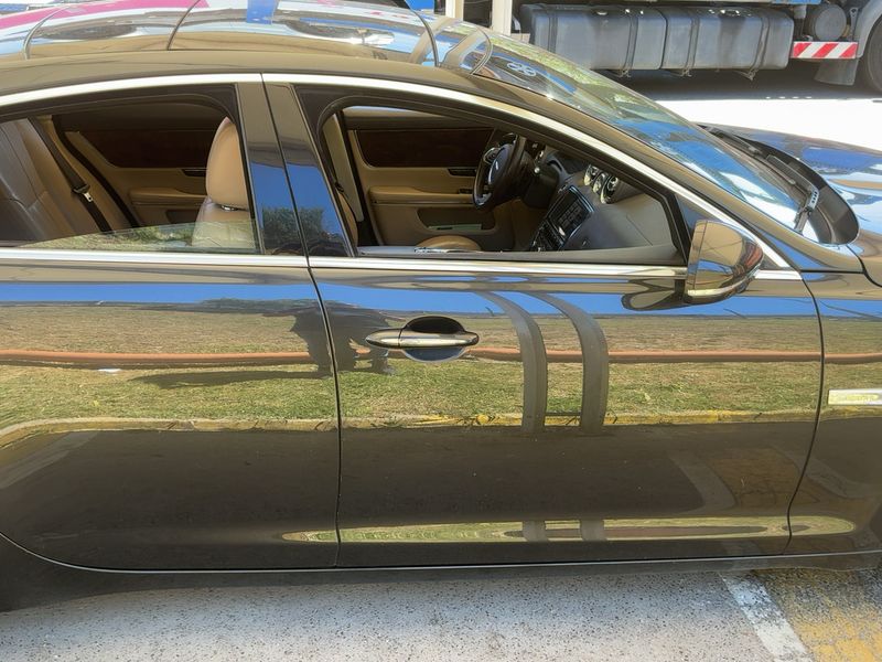 Jaguar XJ 3.0 D V6 Premium Luxury 2013 – снимка 10