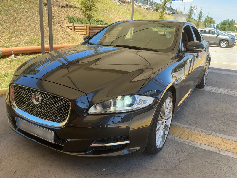 Jaguar XJ 3.0 D V6 Premium Luxury 2013 – снимка 1