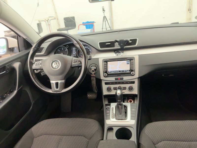 Volkswagen Passat 2.0 TDI Trendline BlueMotion Tech 2013 – снимка 12