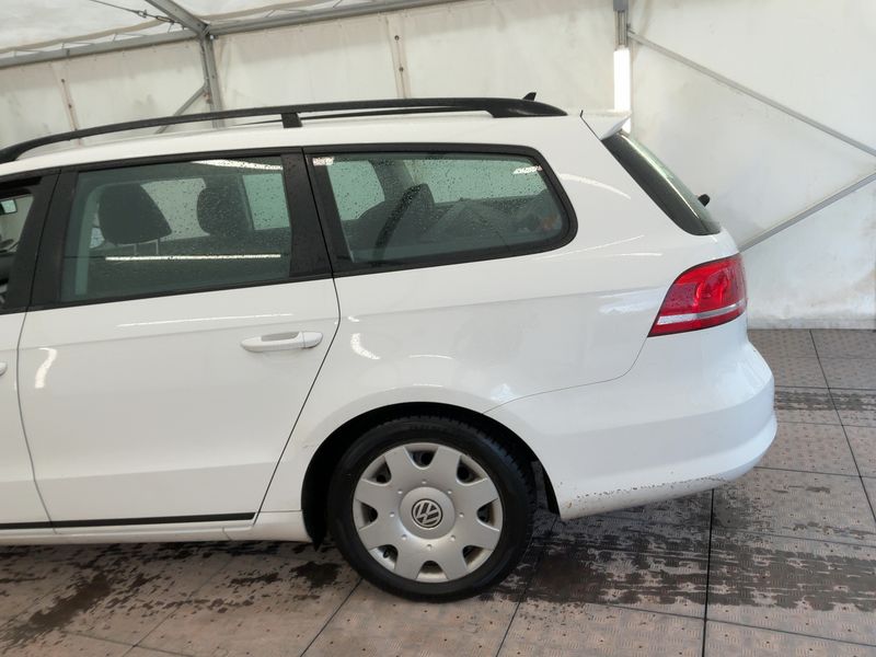 Volkswagen Passat 2.0 TDI Trendline BlueMotion Tech 2013 – снимка 3