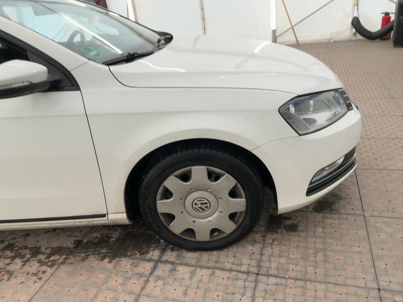 Volkswagen Passat 2.0 TDI Trendline BlueMotion Tech 2013 – снимка 8