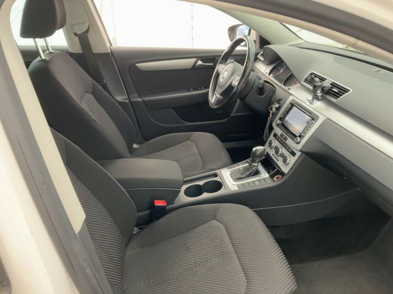 Volkswagen Passat 2.0 TDI Trendline BlueMotion Tech 2013 – снимка 11
