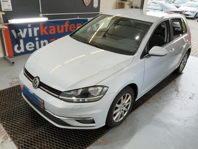 Volkswagen Golf VII 1.0 TSI Comfortline BlueMotion Tech НЕЗАБАВНА ПОКУПКА снимка 29