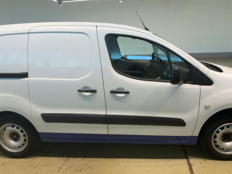 Peugeot Partner 1.6 Blue-HDi L1 Premium 2017 – снимка 10