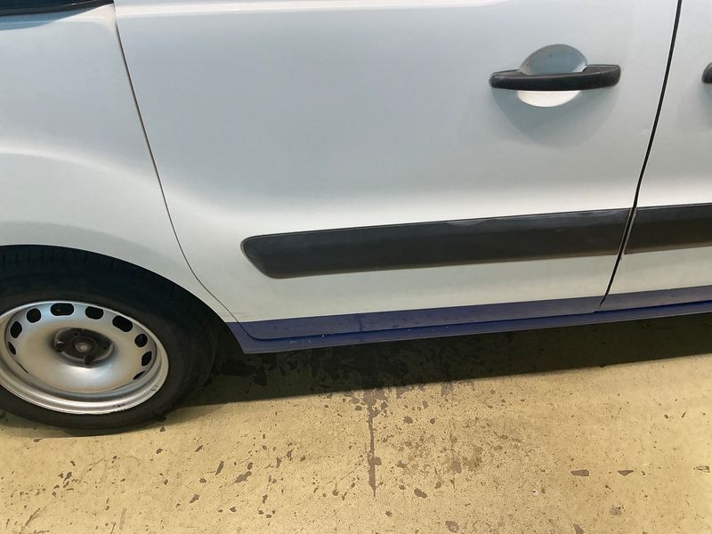 Peugeot Partner 1.6 Blue-HDi L1 Premium 2017 – снимка 29