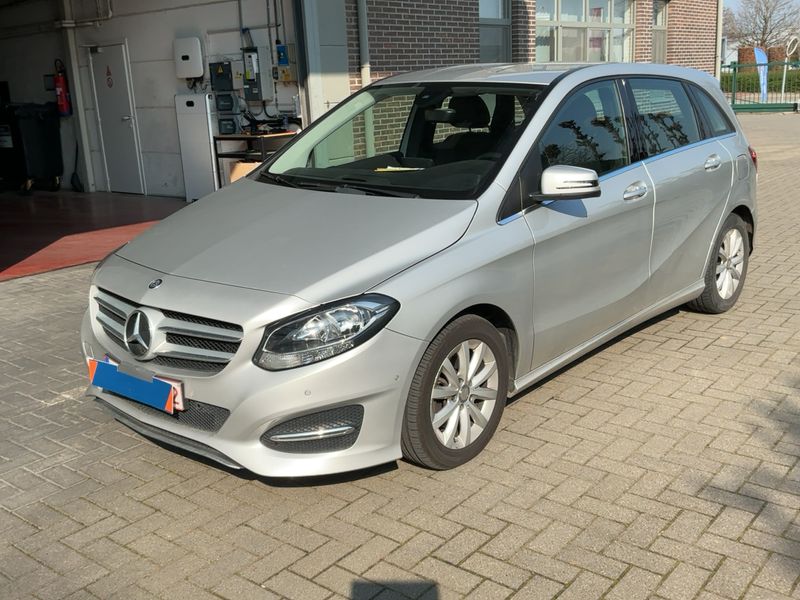 Mercedes-Benz B-Klasse B 180 Style 2016 – снимка 1