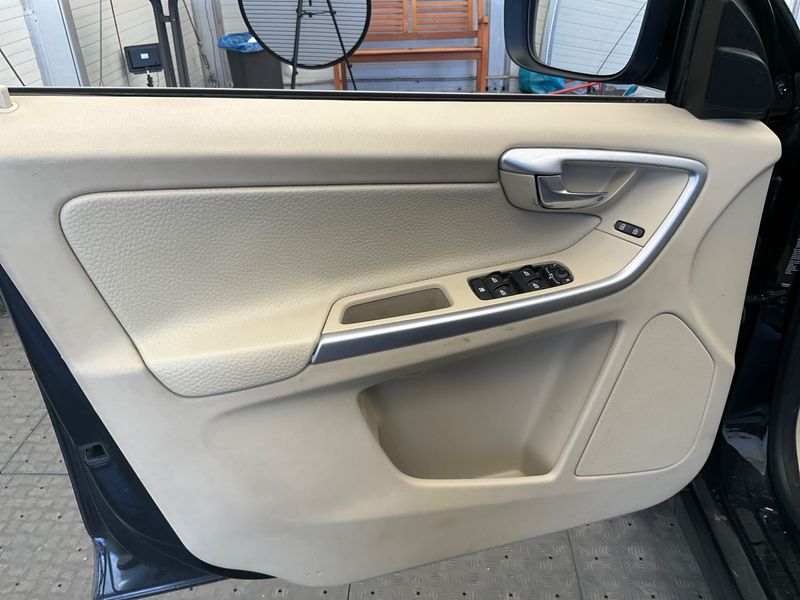 Volvo XC60 2.4 D4 Summum AWD 2009 – снимка 41